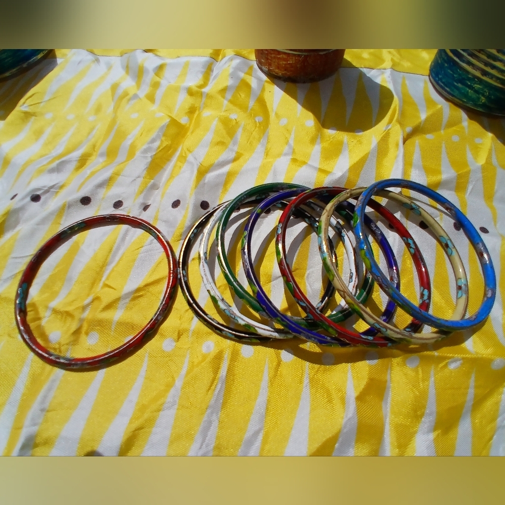 8 VINTAGE  Cloisonné Enamel Bangle Bracelet Bundle